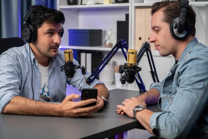 best podcast app comparison how to choose 2026